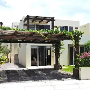 punta-arena-grape-villa.cabosanlucashotelsmexico.com/